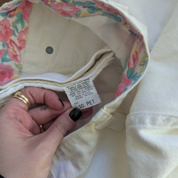 LEE FLORAL DETAIL VINTAGE DENIM SHORTS - Picture 3 of 5